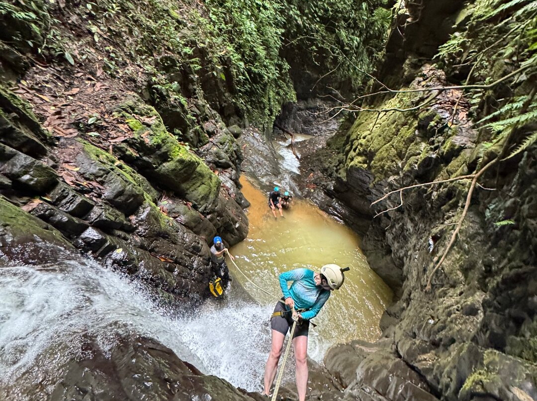 Costa Canyoning-乌维塔必去景点
