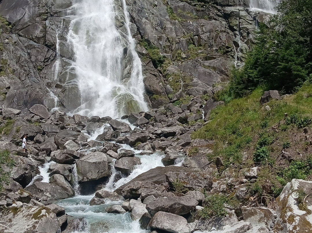Nardis Waterfalls-Carisolo必去景点