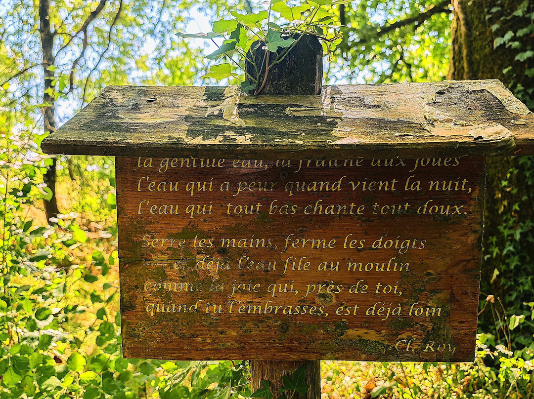 Fontaine - Lavoir Du Gardou-Sepvret必去景点