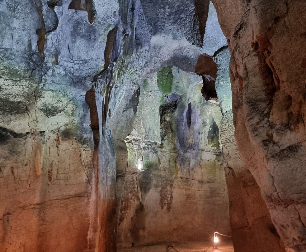Prehistoric Cave Cueva de las Calaveras-Benidoleig必去景点
