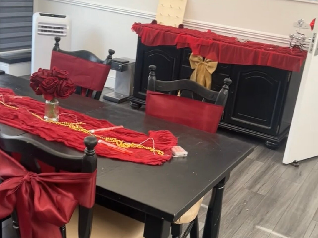 查恩伍德旅馆主图