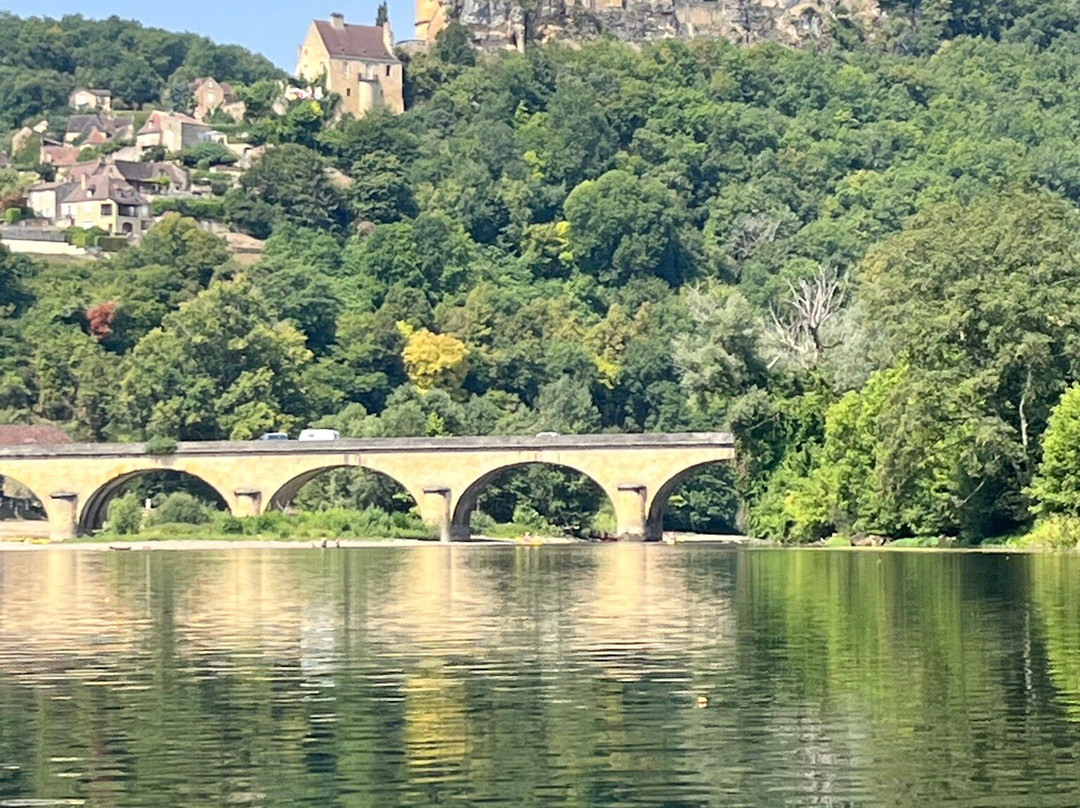 Canoes Loisirs-Vitrac必去景点