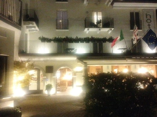 Hotel San Lorenzo主图