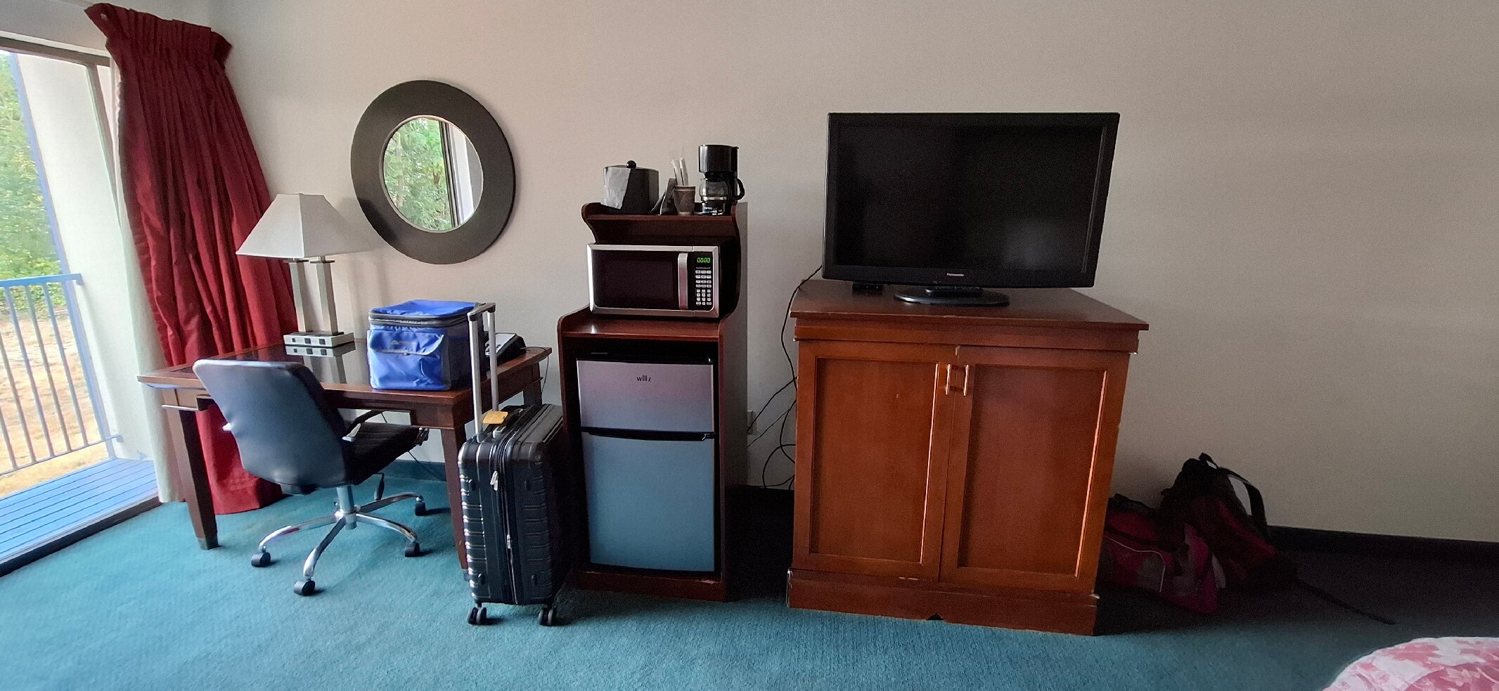 Oyster Bay Inn & Suites-官方