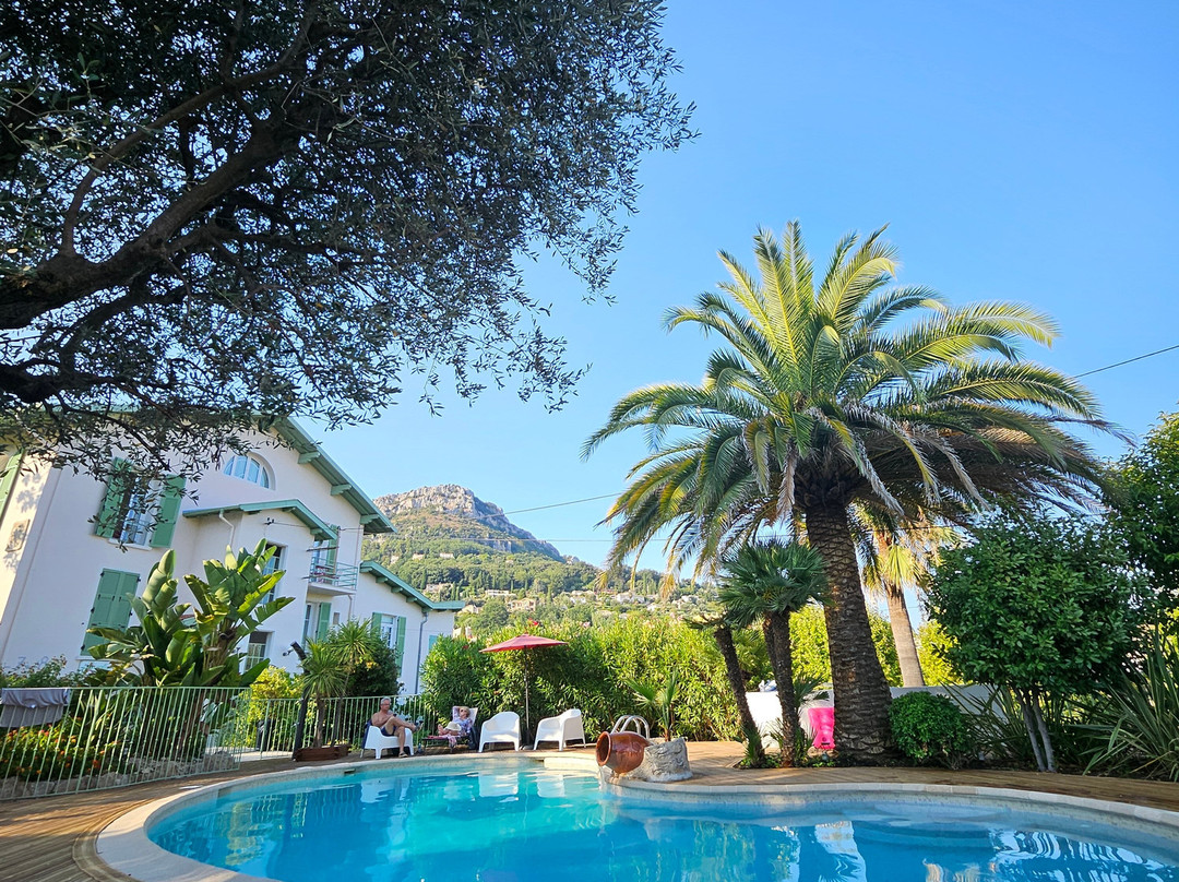 Hôtel Villa Roseraie主图