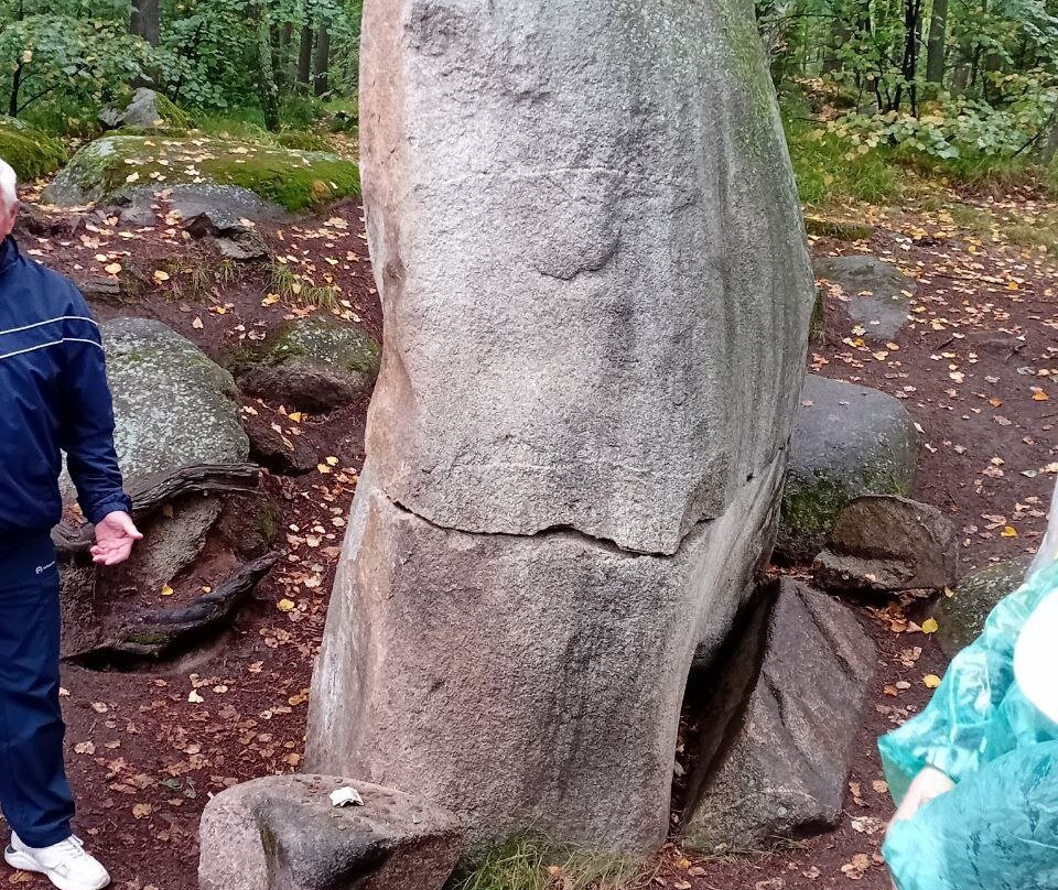 Megaliths of Vera Island-Miass必去景点