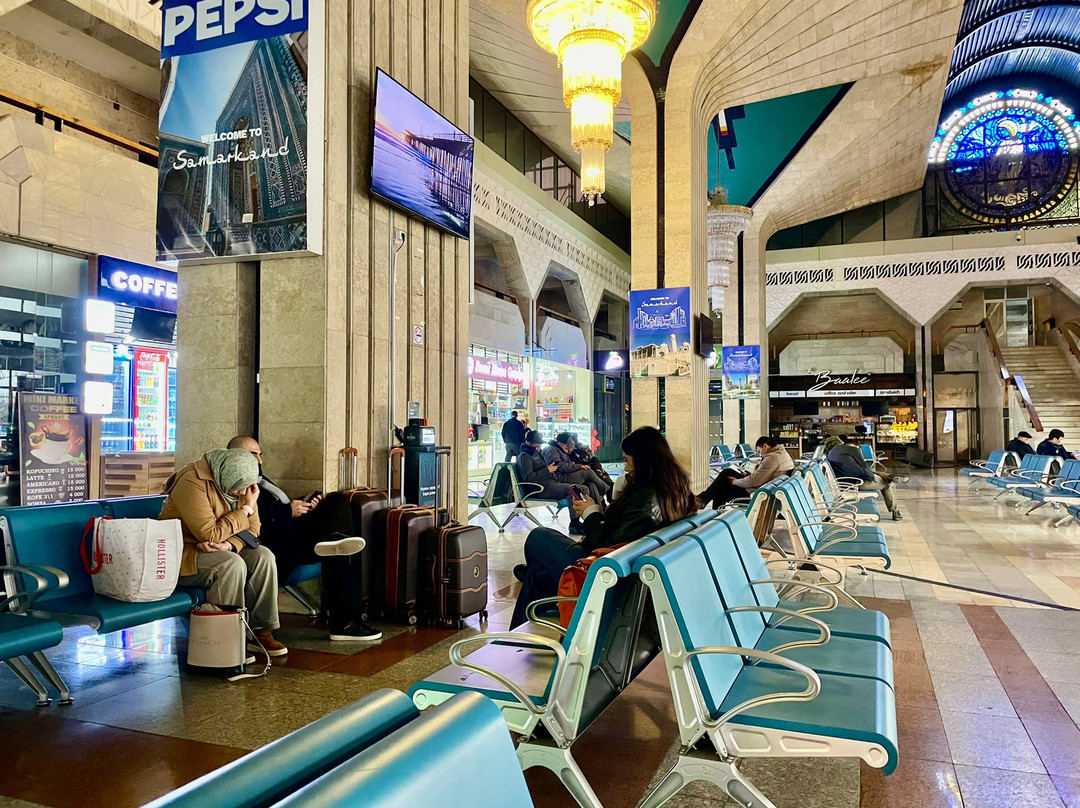 Samarkand Train Station-撒马尔罕必去景点