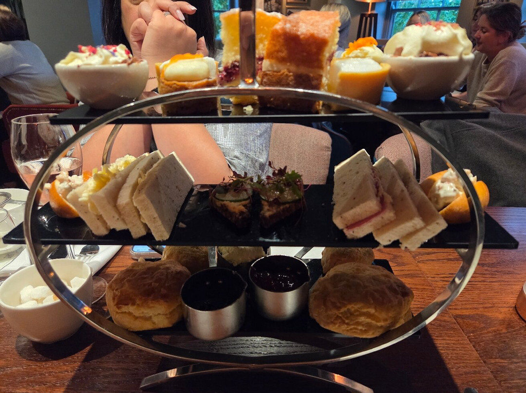 Browns Brasserie & Bar