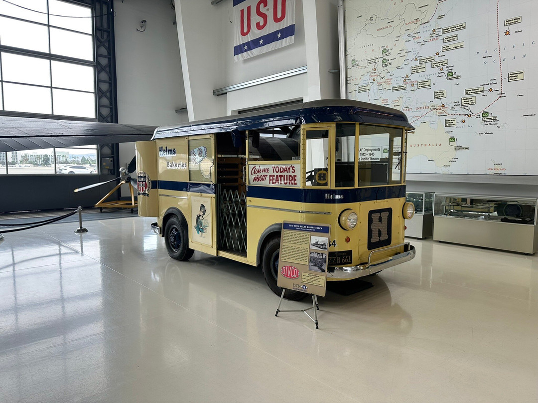 Lyon Air Museum-圣安娜必去景点