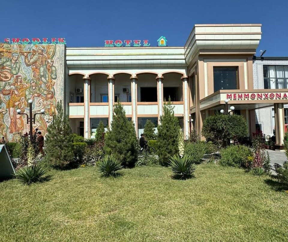 Shodlik Hotel