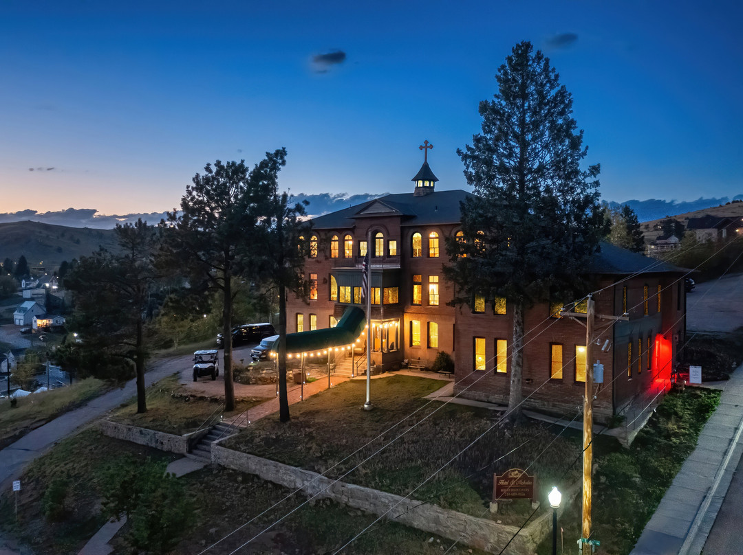 Hotel St. Nicholas主图