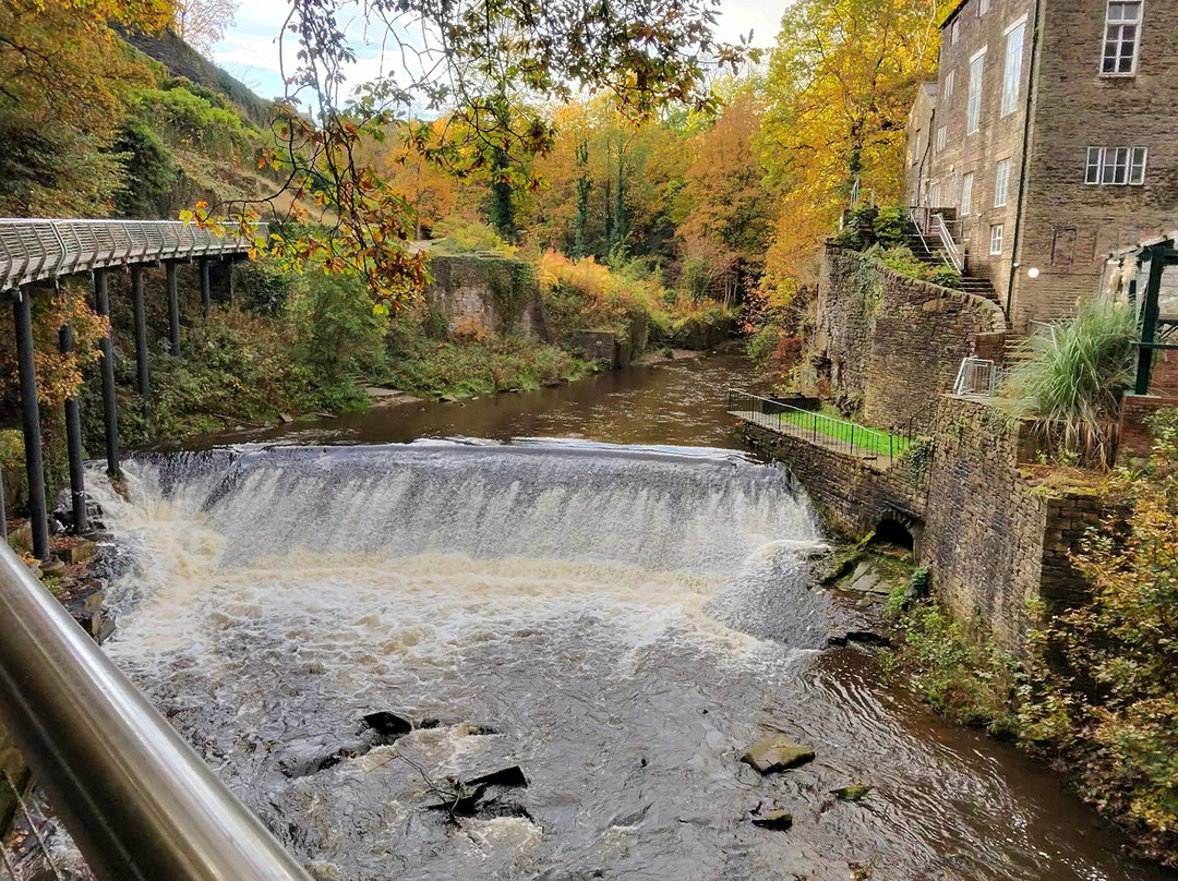 Millenium Walkway-New Mills必去景点