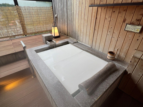 宝生阁酒店主图