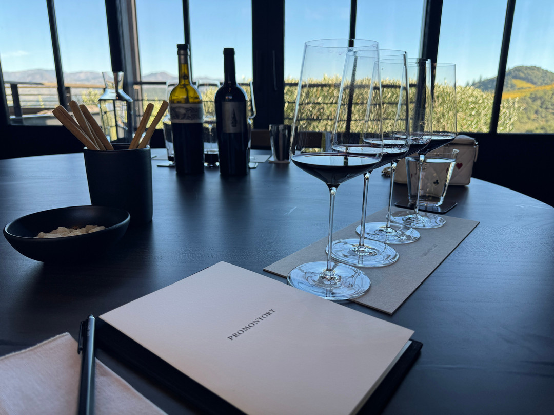 Promontory-奥克维尔必去景点