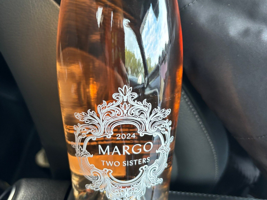 Two Sisters Vineyards-滨湖尼亚加拉必去景点