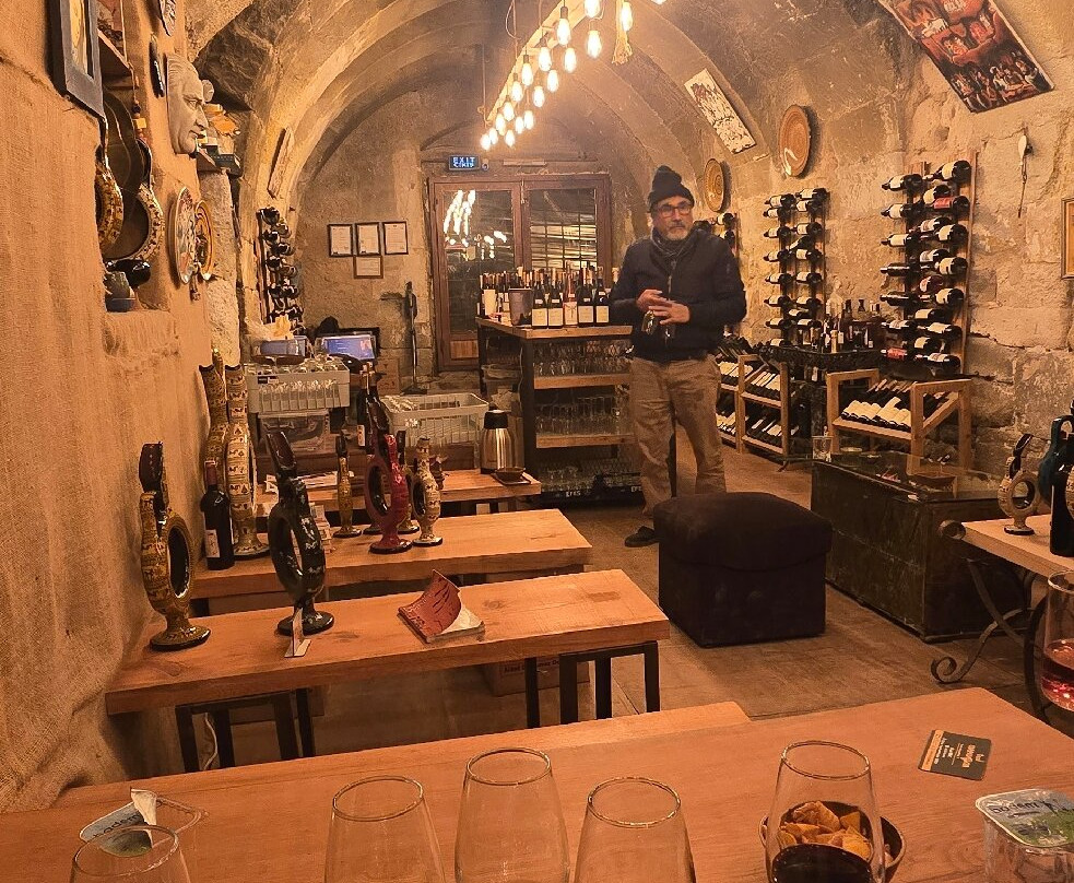 Vinodocia Wine & Art House-乌奇萨必去景点