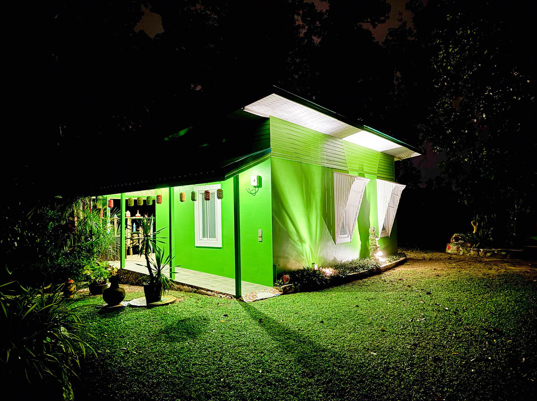 布莱斯德象岛酒店主图