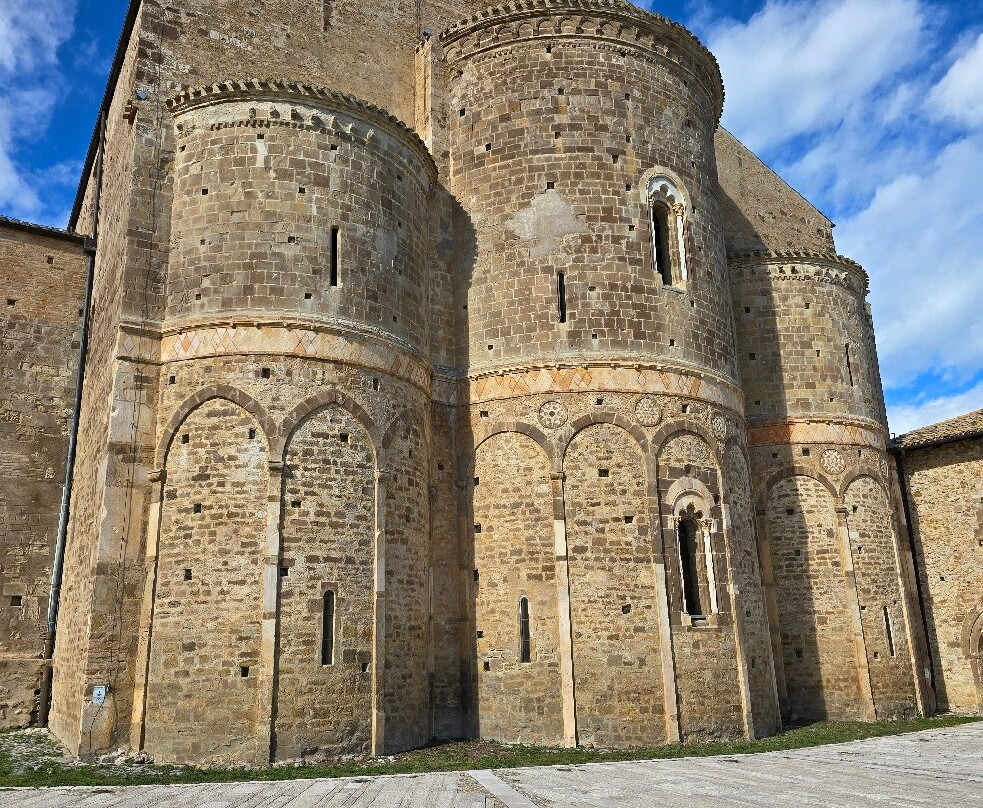 Abbazia di San Giovanni in Venere-Fossacesia必去景点