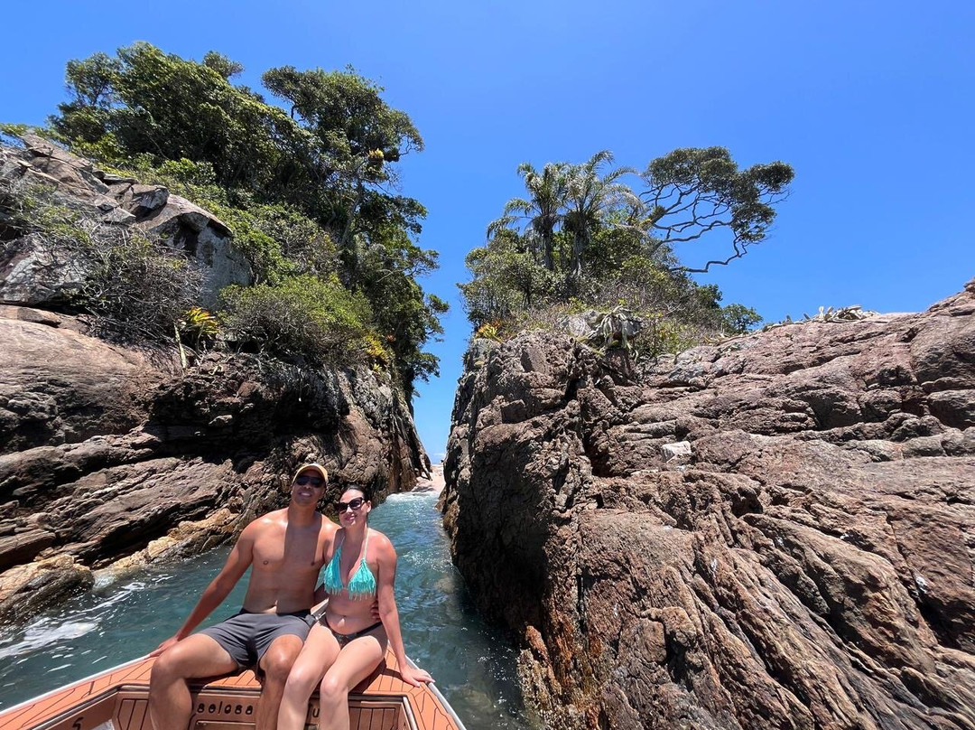 Sol e Sal Turismo Passeios de Lancha Ubatuba-乌巴图巴必去景点