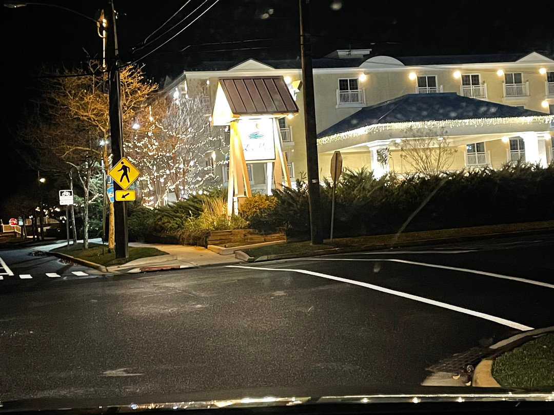 La Mer Beachfront Resort主图