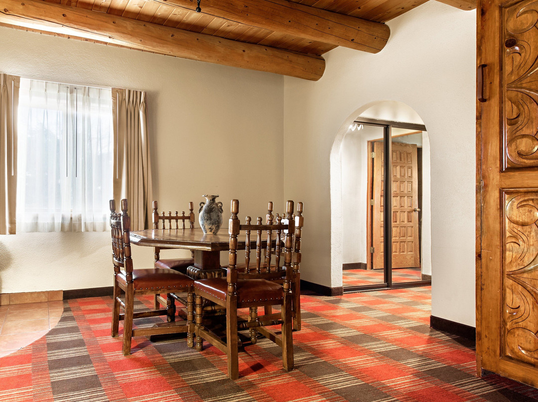 Sagebrush Inn & Suites主图