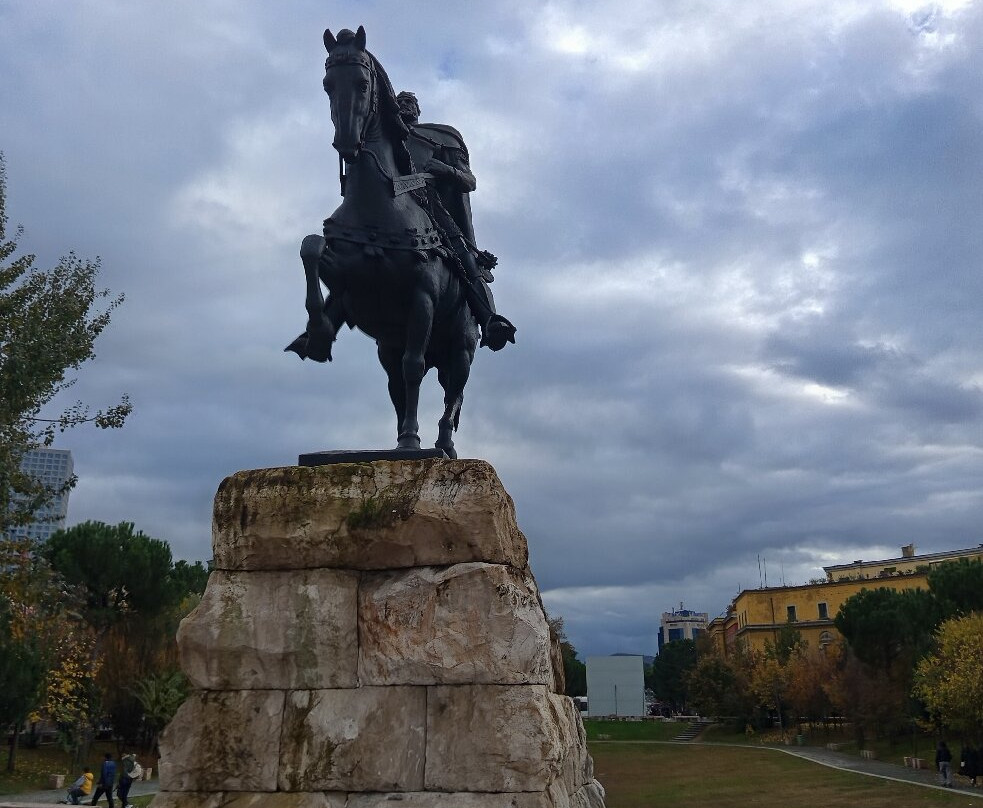 Skanderbeg Square-地拉那必去景点