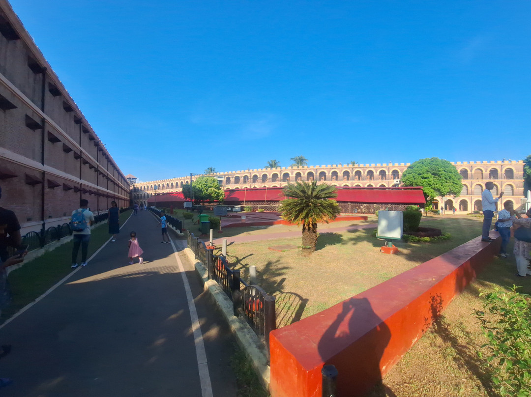 Tripbello-斯利那加必去景点