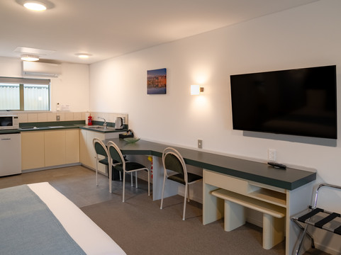 Colonial Manor Motel主图