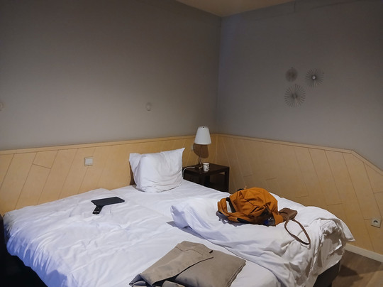 欧罗特拉那肯酒店主图