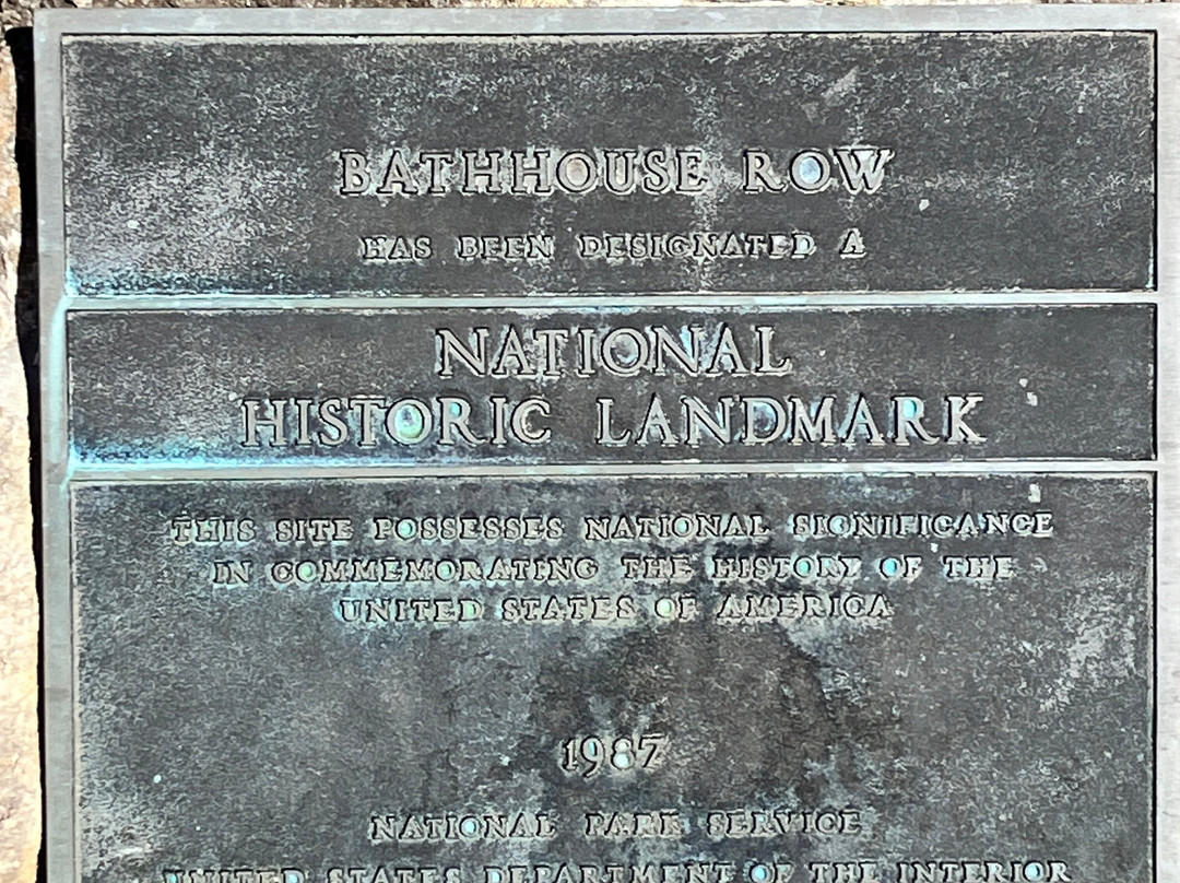 Buckstaff Bathhouse-温泉城必去景点