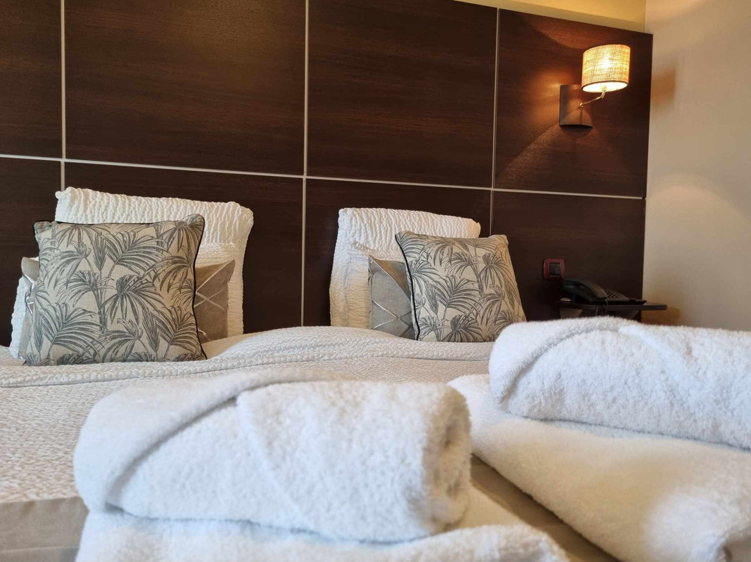 舒茨西弗尔酒店主图