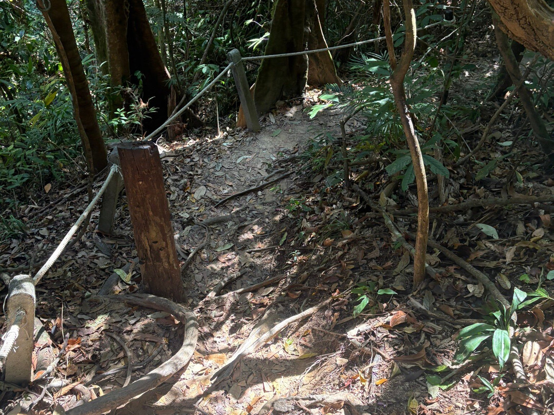 Ton Chong Fa Waterfall-拉克山必去景点
