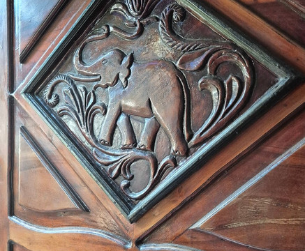 孔雀里奇酒店主图