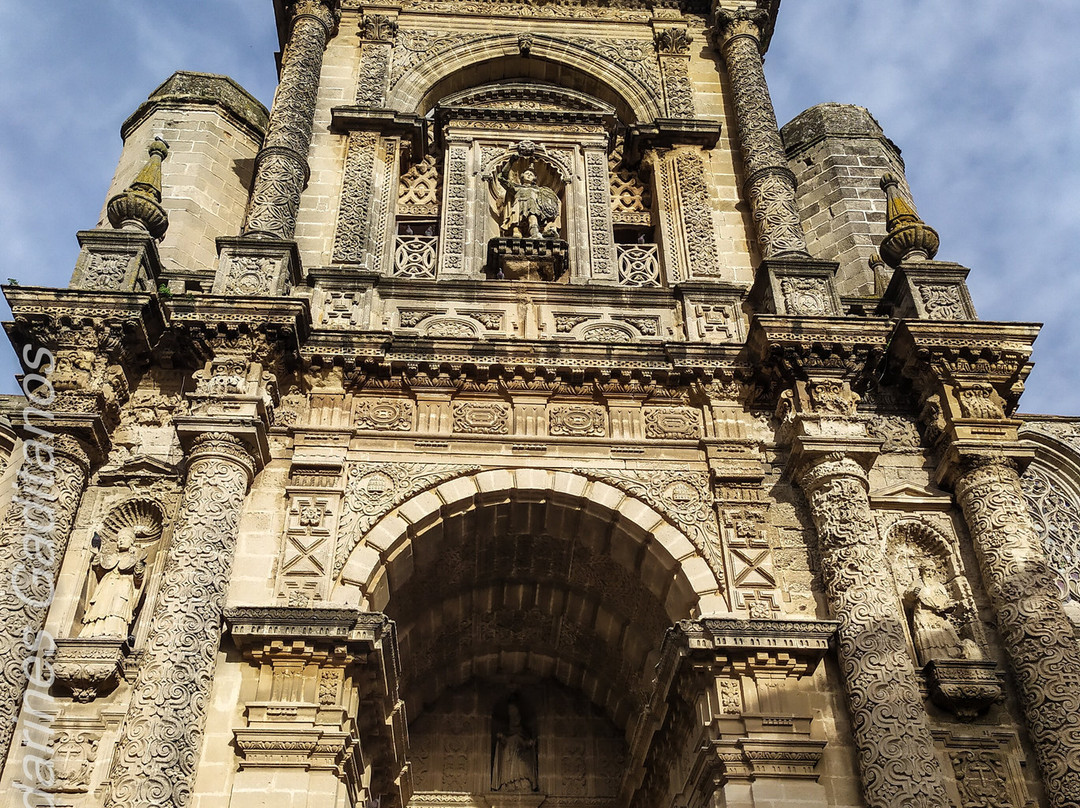 Iglesia de San Miguel-赫雷斯德拉弗隆特拉必去景点