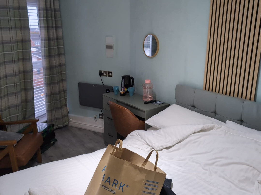 克鲁斯山顶酒店主图