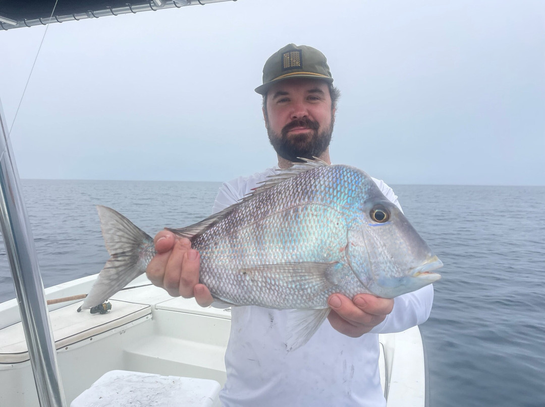 Tall Tide Fishing Adventures-查尔斯顿必去景点