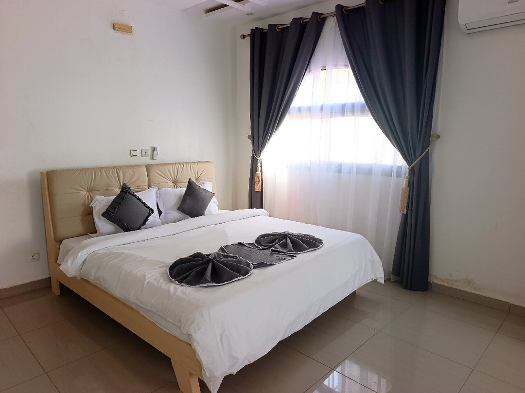 Eden Palace Hotel