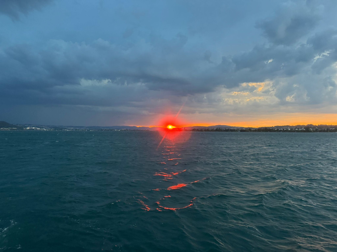 YACHT CHARTER