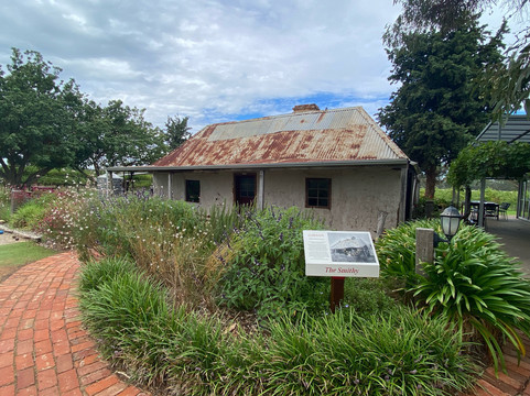 Gibson Wines-Light Pass必去景点