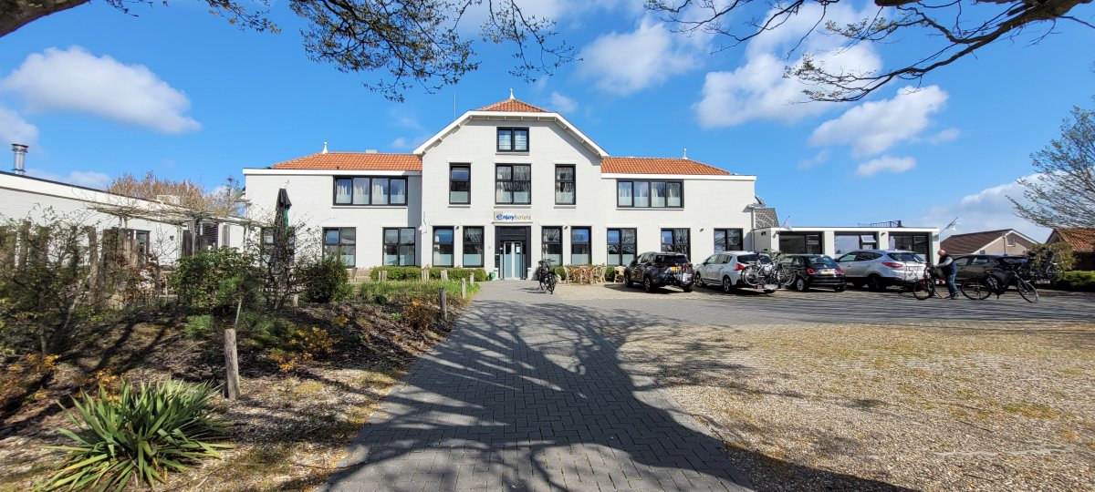 Enjoy Strandhotel Wemeldinge-官方
