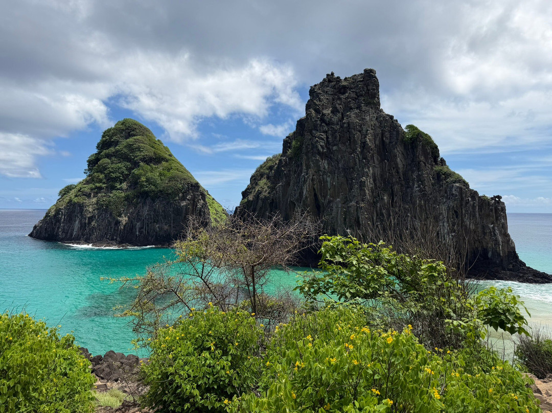 Primeirissima Turismo-费尔南多-迪诺罗尼亚群岛必去景点