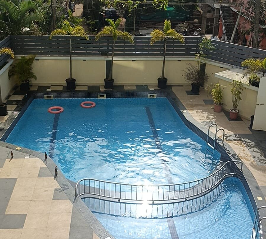 果阿坎多林雷根塔中央帝国酒店主图