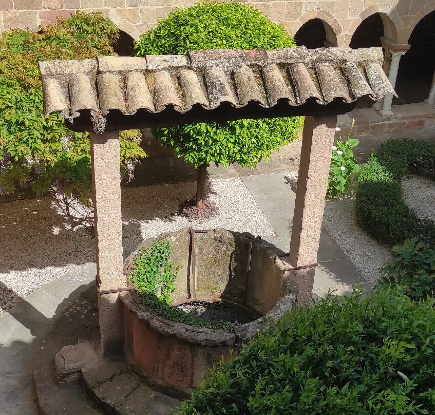 Cloitre de la Cathedrale de Frejus-弗雷瑞斯必去景点