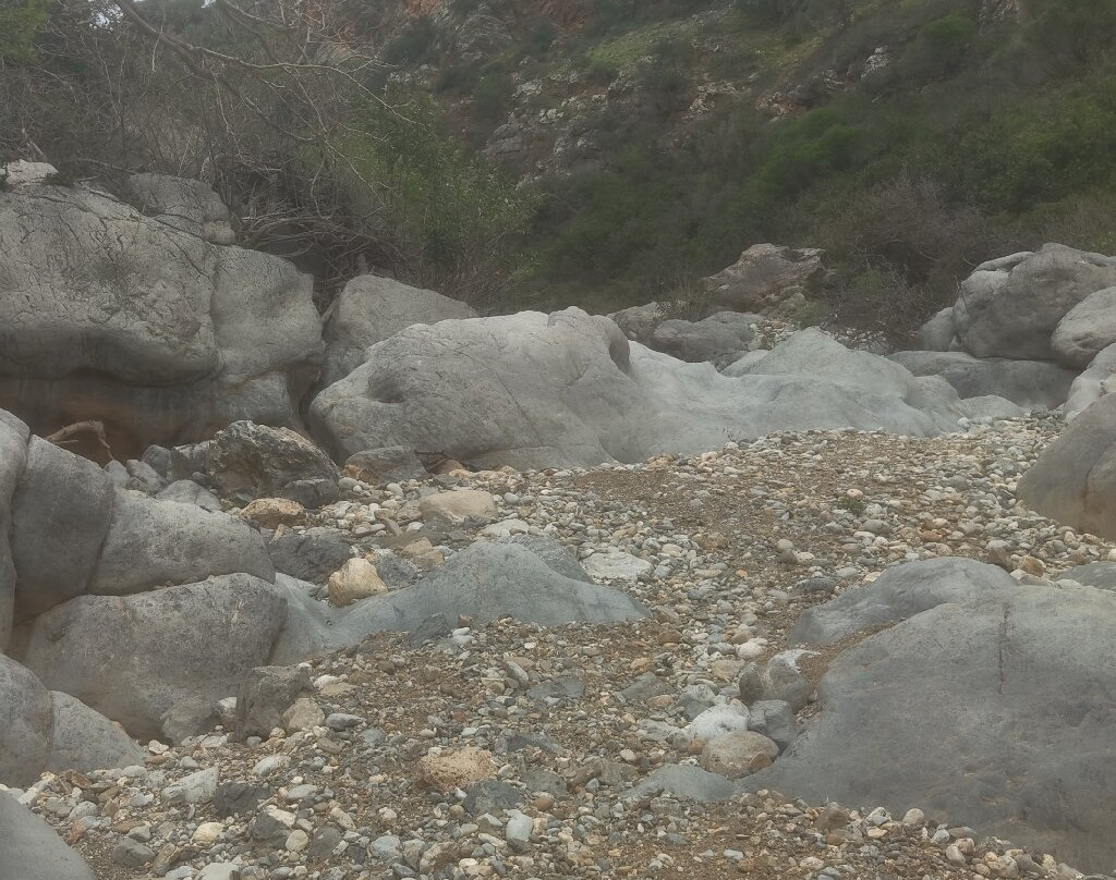 Aposelemis canyon-Analipsi必去景点