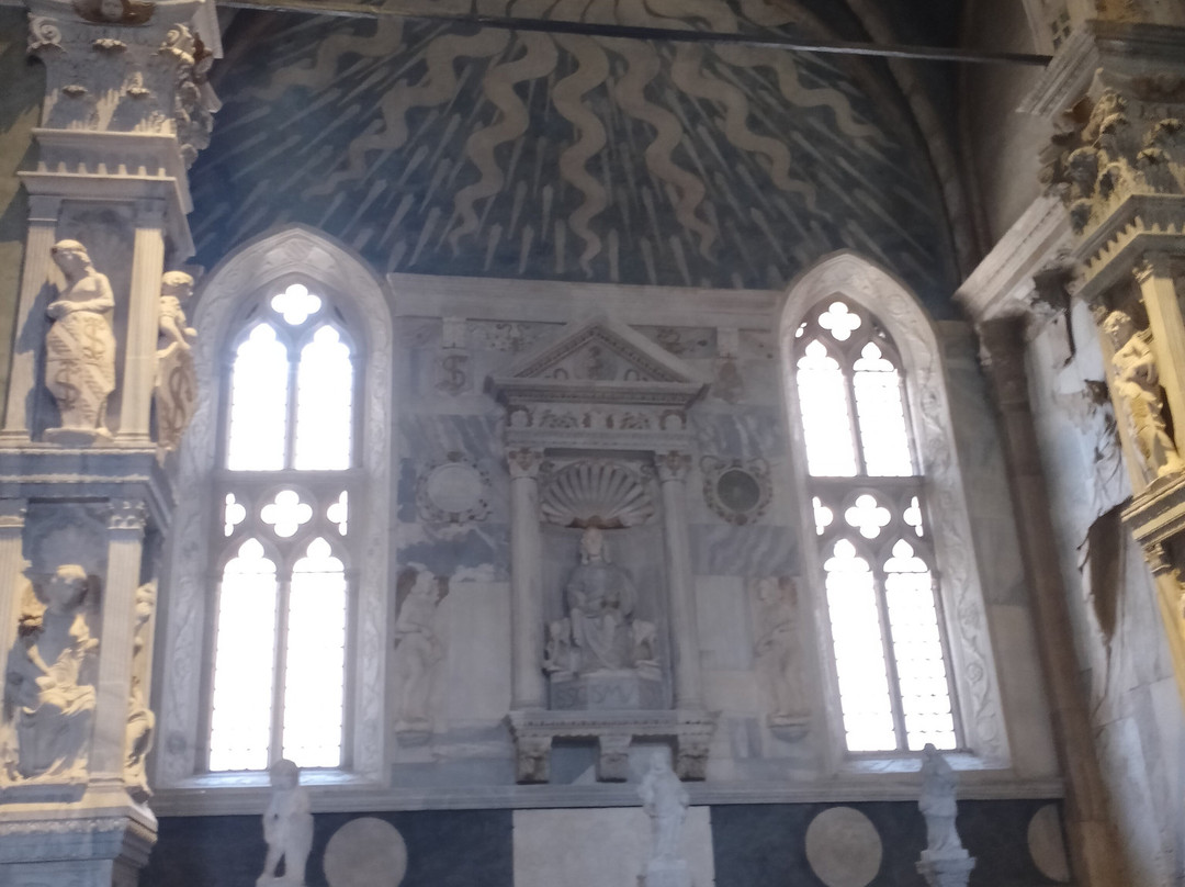 Basilica Cattedrale (Tempio Malatestiano)-里米尼必去景点