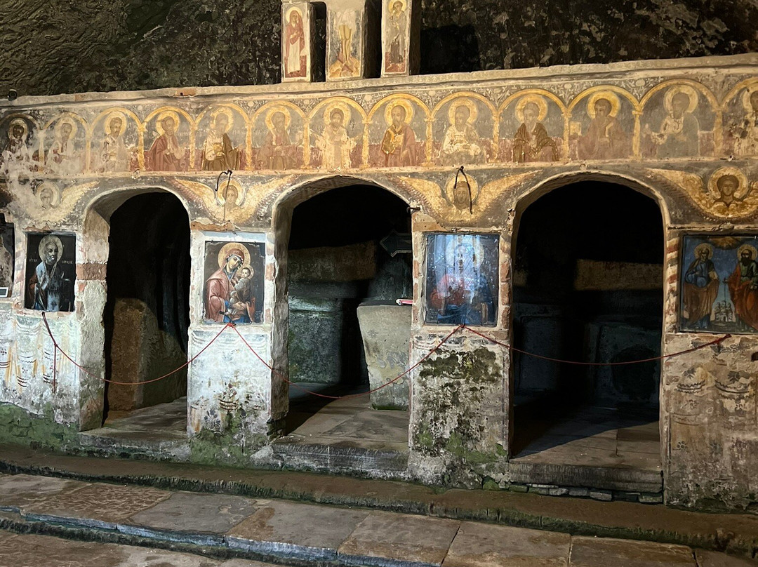 Corbii De Piatra-Jgheaburi必去景点