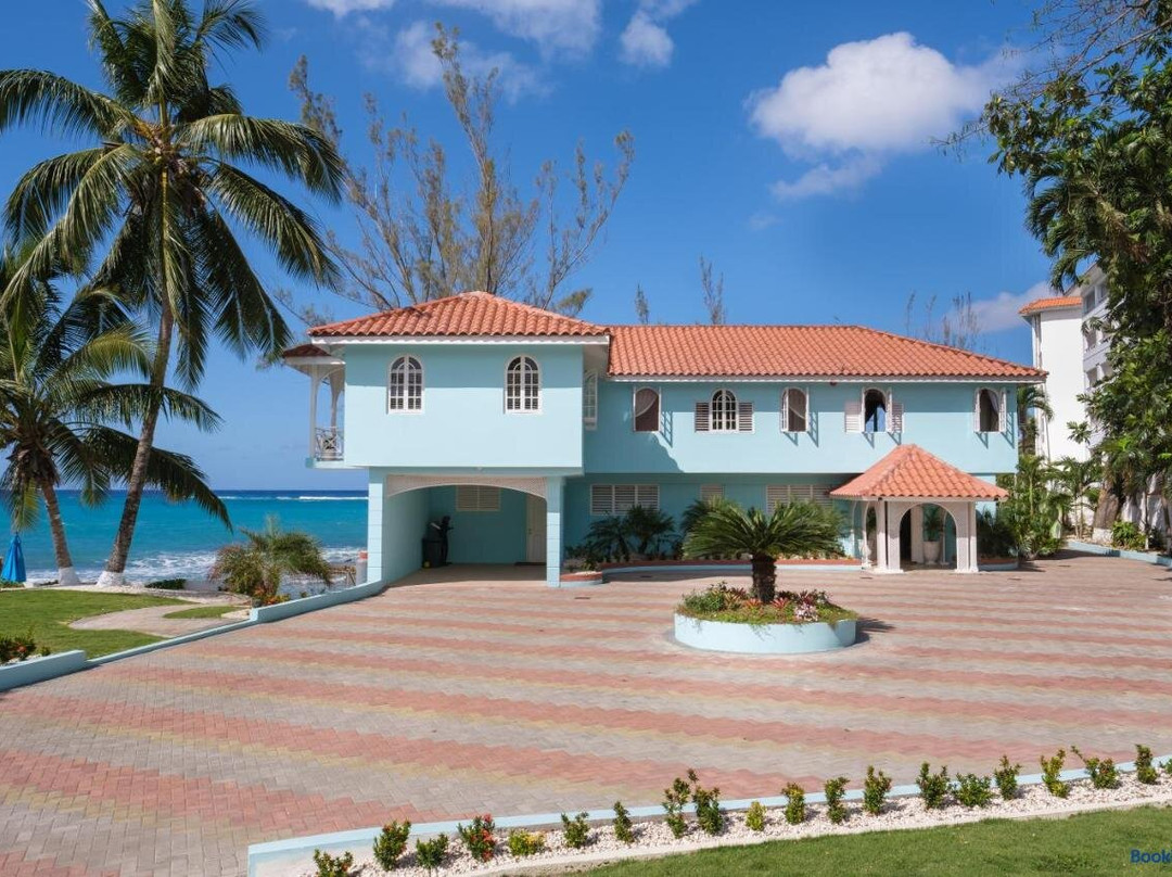 Edgewater Beach Villa