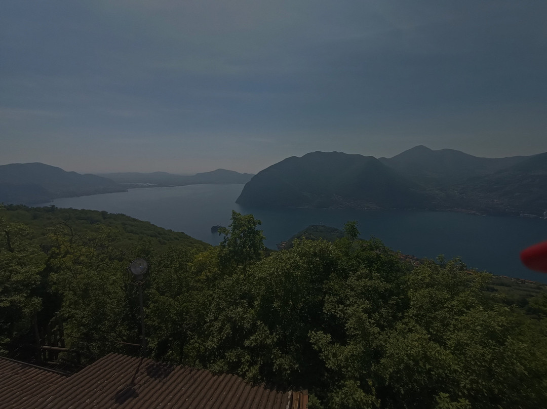 Hiking Trail to the Sanctuary of the Madonna della Ceriola-Peschiera Maraglio必去景点