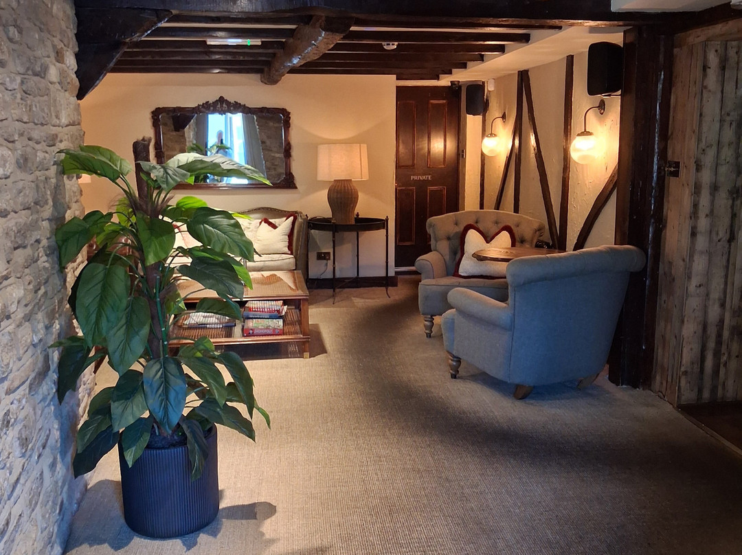 Shorncote酒店住宿-The Eliot Arms Hotel