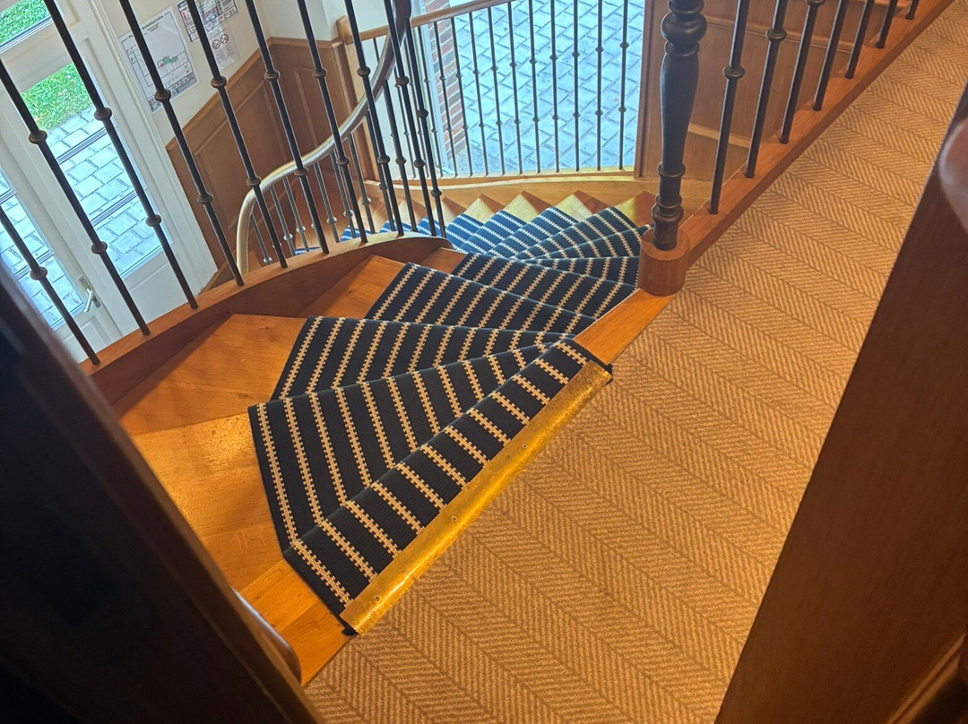 托尔蒂涅庄园酒店主图